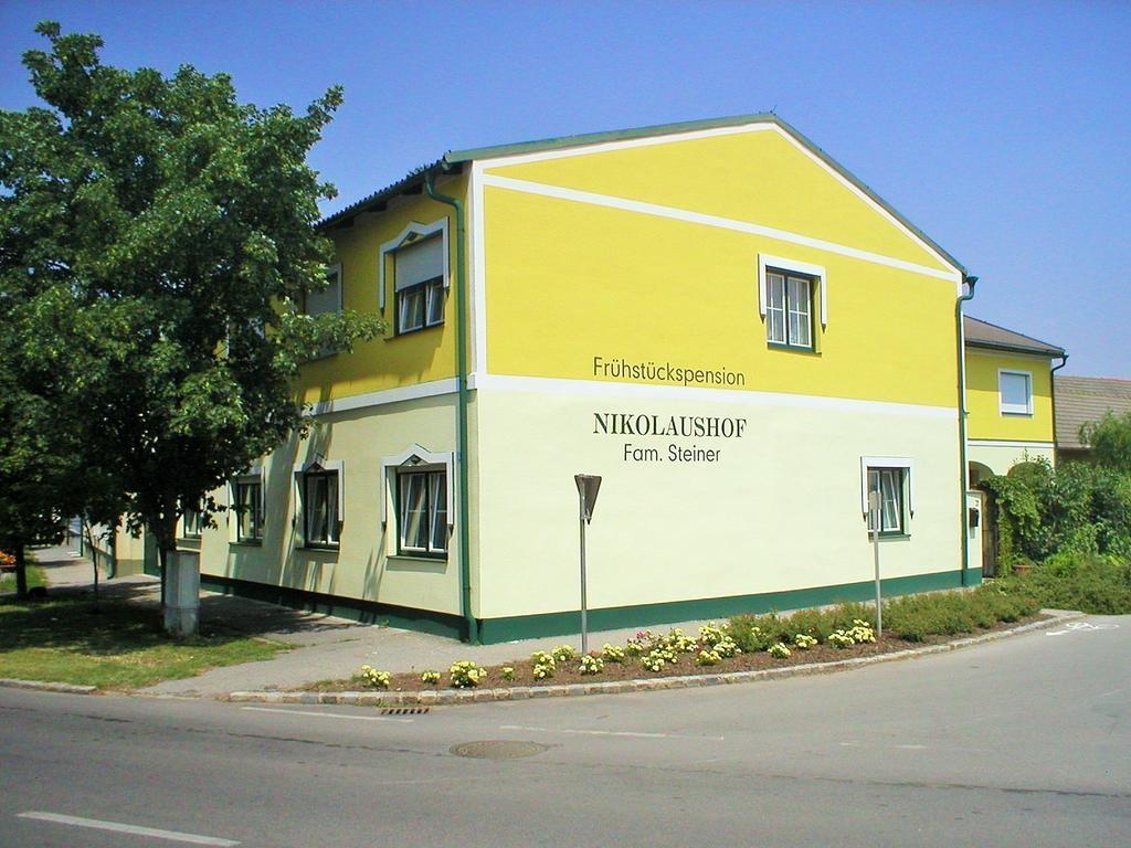 Hotel Nikolaushof Podersdorf am See Exterior foto